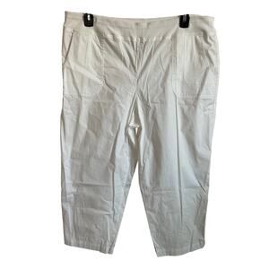 Chico’s Zenergy White Lace Trim Crop Pants - Size XL - NEW